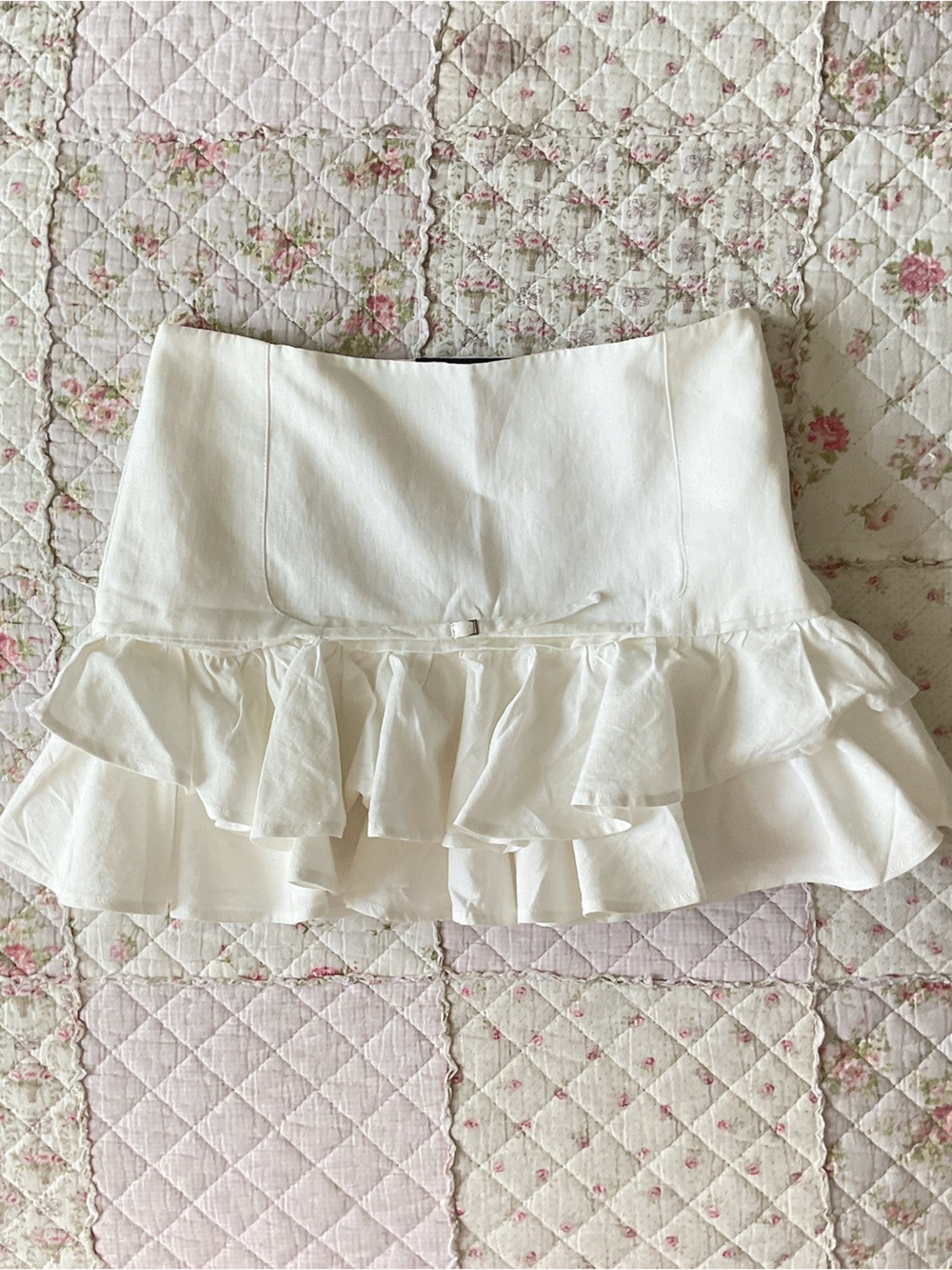 White Ruffled Mini Skirt With Belt